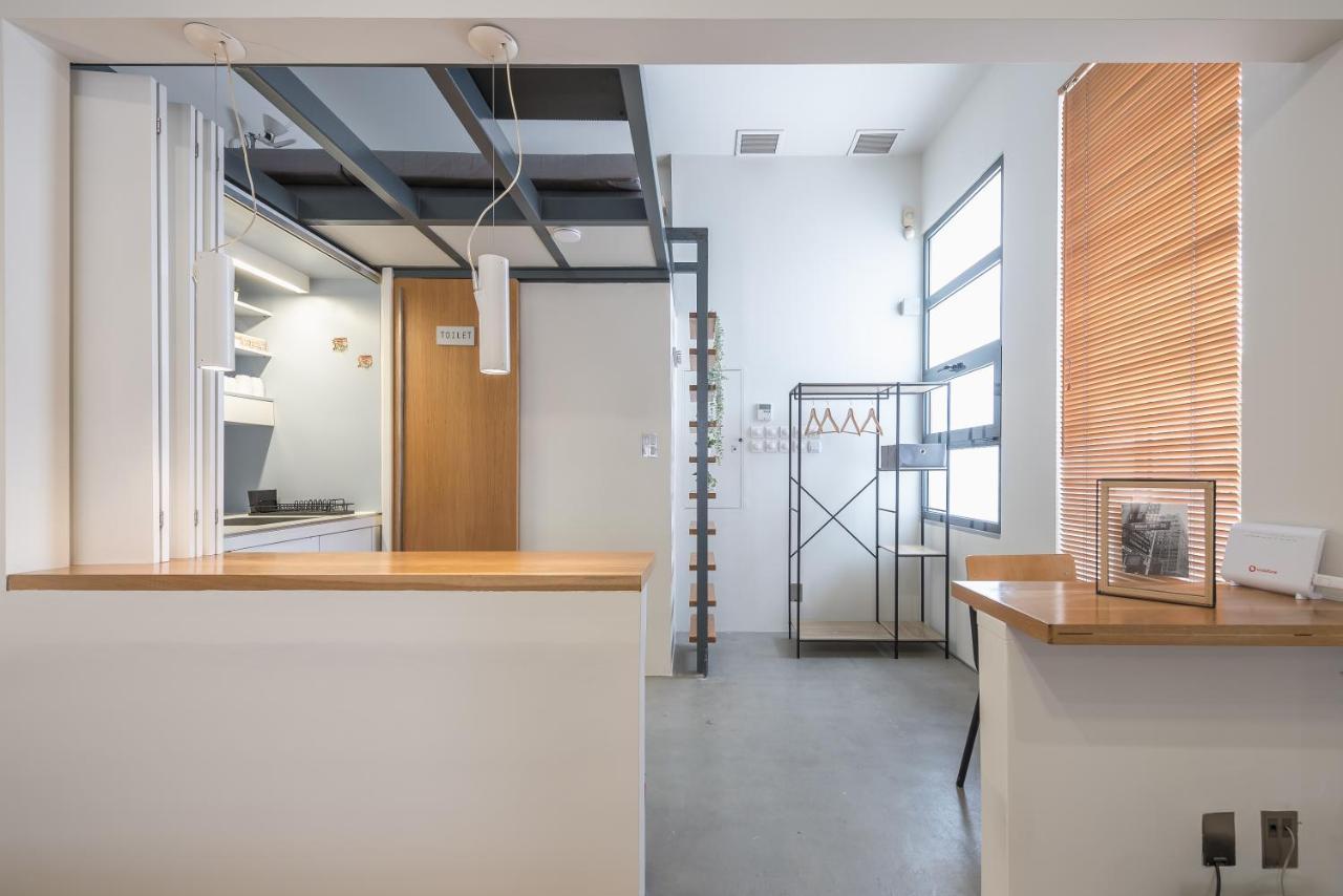 Artistic Home Gazi By Mdk Athens Atenas Exterior foto